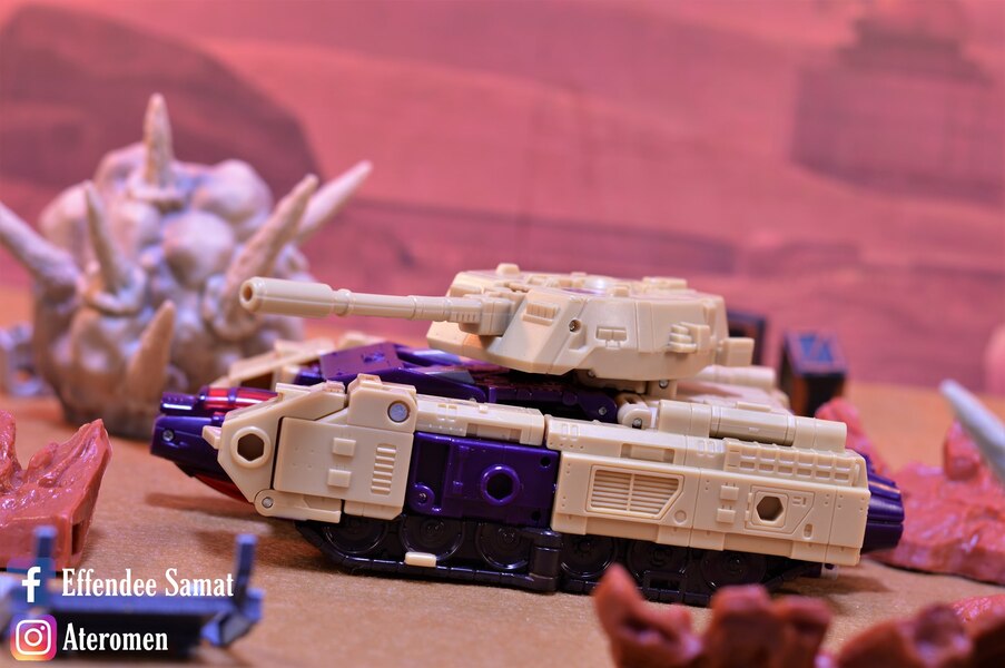 Transformers Legacy Blitzwing Toy Photography Images By Effendee Samat  (10 of 13)